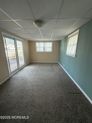 6 Barbara Lane, Oakhurst, NJ 07755