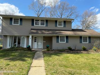 6 Barbara Lane, Oakhurst, NJ 07755