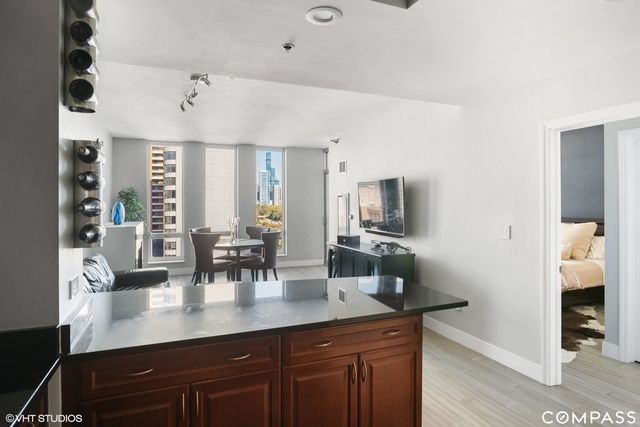 1250 S Michigan Avenue 1303, Chicago, IL 60605