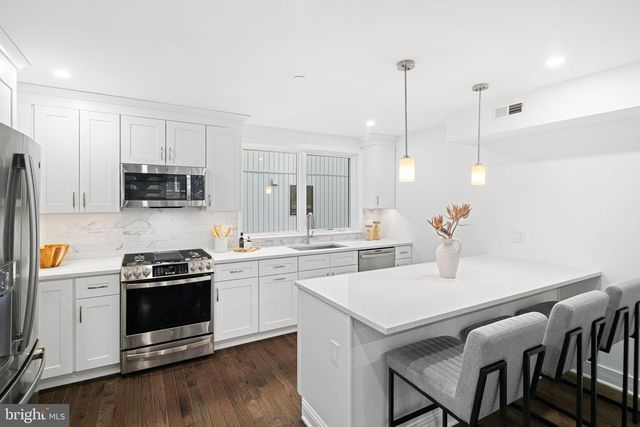 1327 S CAPITOL ST, Philadelphia, PA 19146