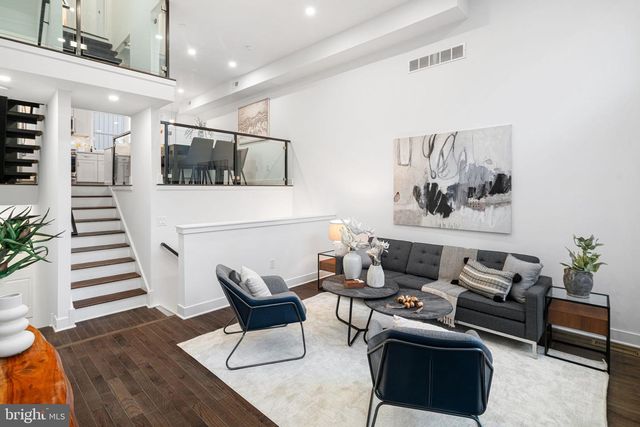 1327 S CAPITOL ST, Philadelphia, PA 19146