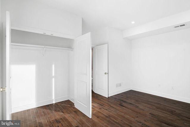 1327 S CAPITOL ST, Philadelphia, PA 19146