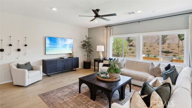 30550 Via Del Cielo, Winchester, CA 92596