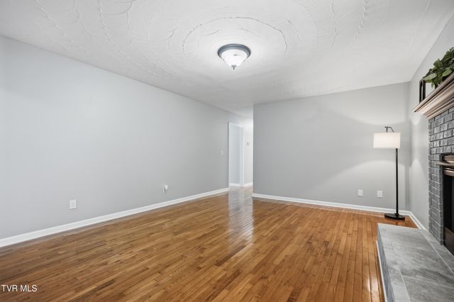 189 Shaw Street, Lebanon, VA 24266
