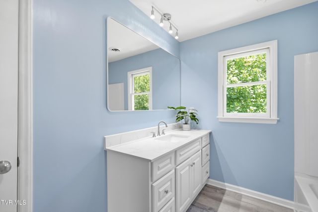 189 Shaw Street, Lebanon, VA 24266