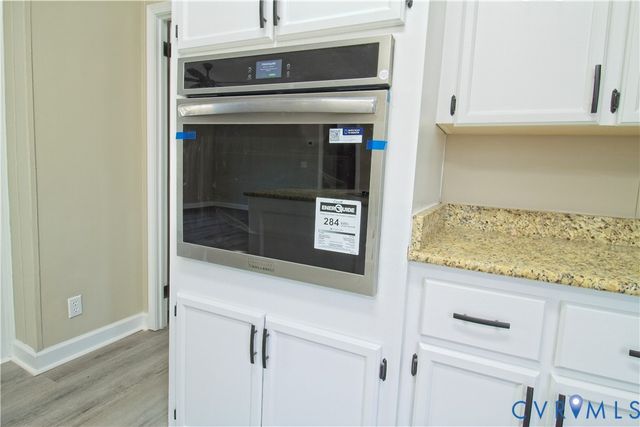 806 Lunenburg Ave, Victoria, VA 23974