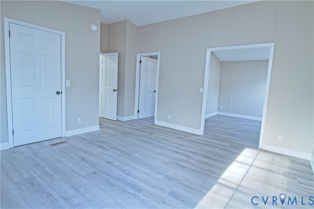 806 Lunenburg Ave, Victoria, VA 23974