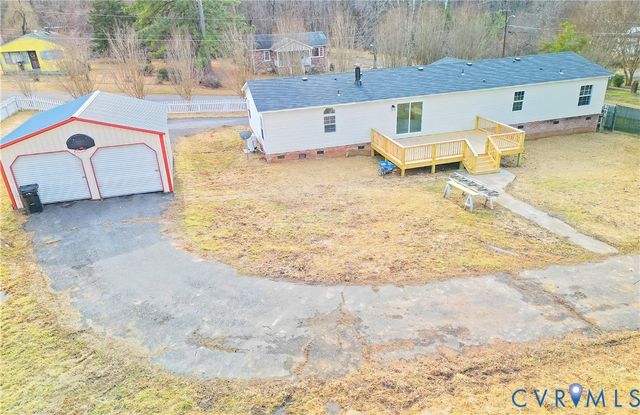 806 Lunenburg Ave, Victoria, VA 23974