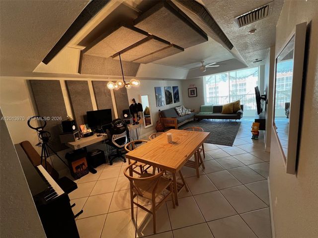 10710 NW 66th St 505, Doral, FL 33178