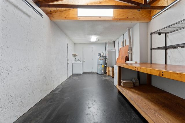 669 52ND AVENUE S, St Petersburg, FL 33705