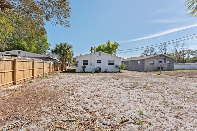 669 52ND AVENUE S, St Petersburg, FL 33705