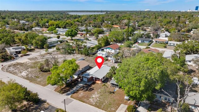 669 52ND AVENUE S, St Petersburg, FL 33705