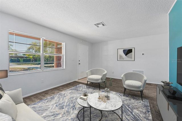 669 52ND AVENUE S, St Petersburg, FL 33705