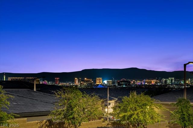 12509 Skyracer Drive, Las Vegas, NV 89138