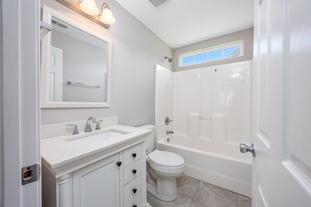 151 Heath Dr., Longs, SC 29568
