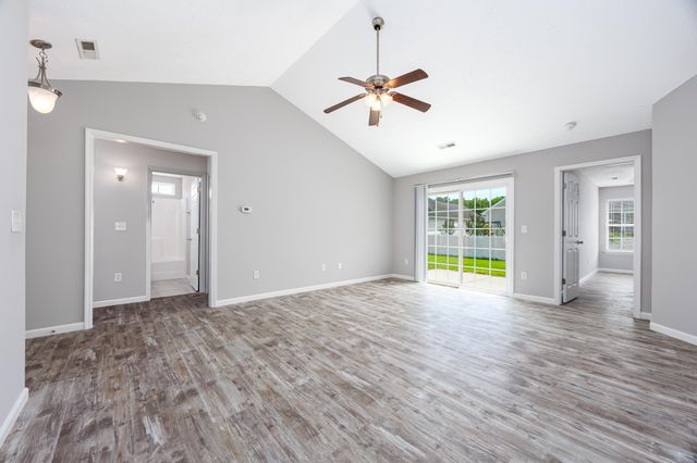 151 Heath Dr., Longs, SC 29568