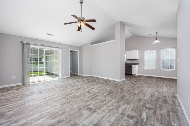 151 Heath Dr., Longs, SC 29568