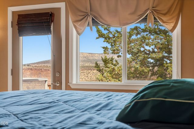 6040 SW Shad Road, Terrebonne, OR 97760