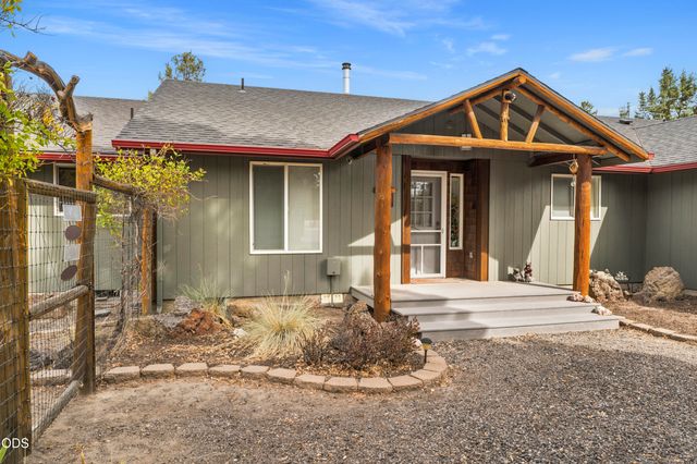 6040 SW Shad Road, Terrebonne, OR 97760