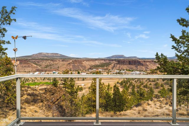 6040 SW Shad Road, Terrebonne, OR 97760