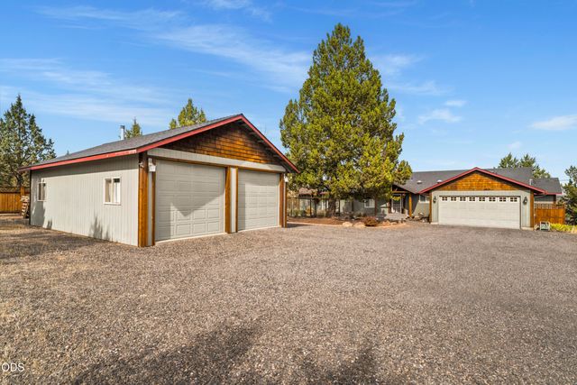 6040 SW Shad Road, Terrebonne, OR 97760