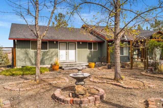 6040 SW Shad Road, Terrebonne, OR 97760