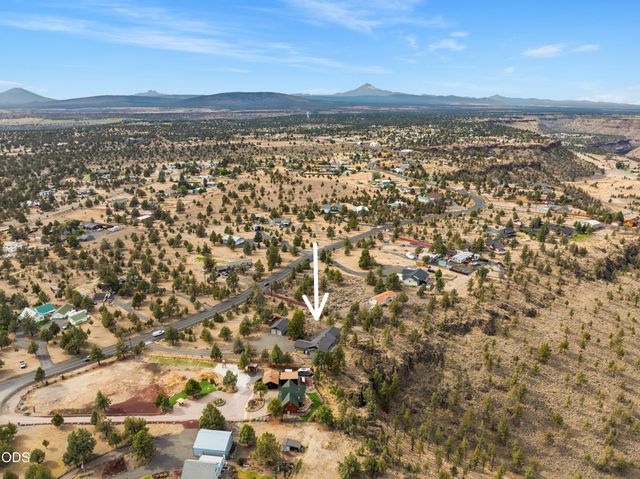 6040 SW Shad Road, Terrebonne, OR 97760