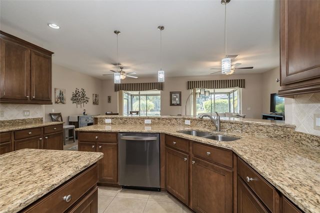 29290 GRASS BUNKER DRIVE, San Antonio, FL 33576