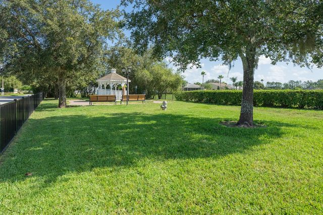 29290 GRASS BUNKER DRIVE, San Antonio, FL 33576