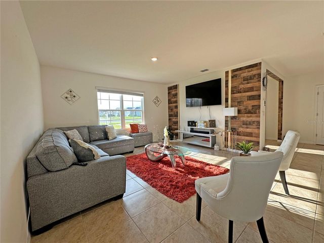 6988 BOTANIC BOULEVARD, Harmony, FL 34773