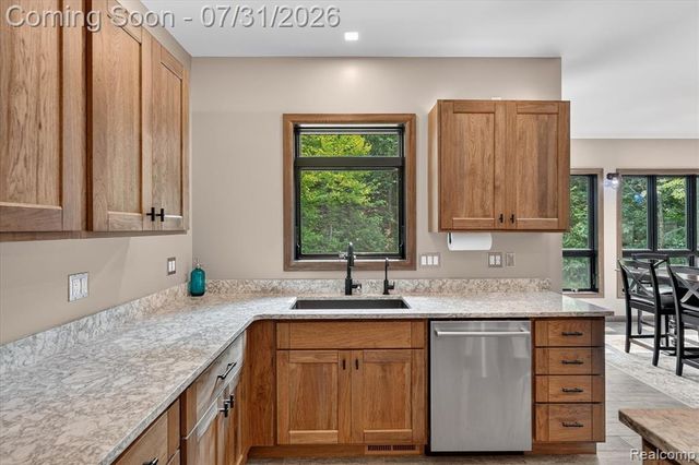 16511 Shadow Lane, Linden, MI 48451