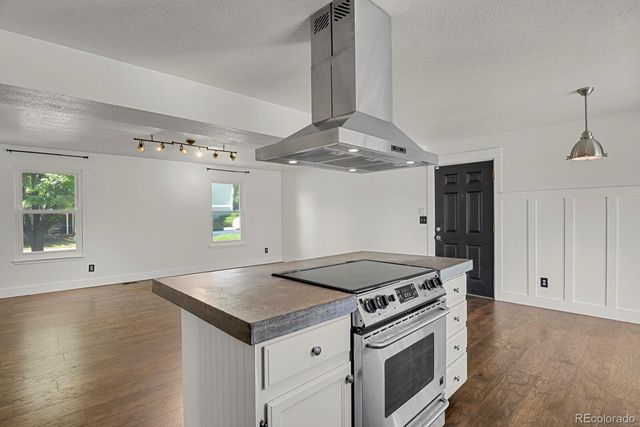 4132 S Richfield Way, Aurora, CO 80013