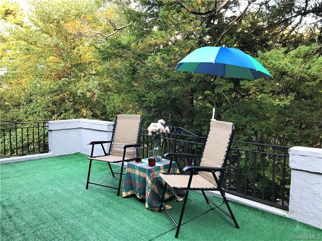 130 E Cedar Street, Fleetwood, NY 10552