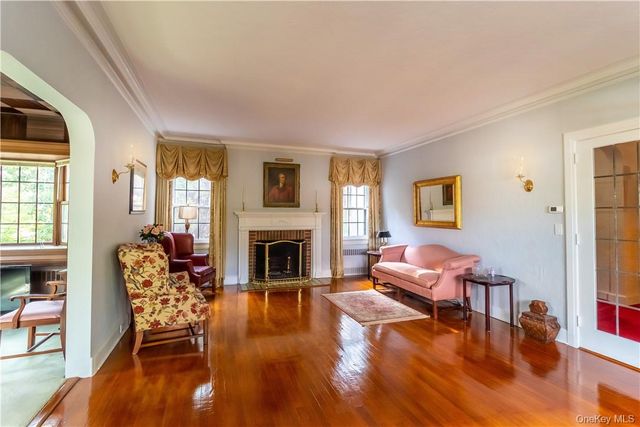 130 E Cedar Street, Fleetwood, NY 10552