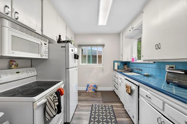 410 Pine Avenue, Pacific Grove, CA 93950