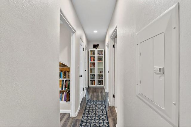 410 Pine Avenue, Pacific Grove, CA 93950