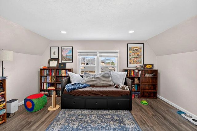 410 Pine Avenue, Pacific Grove, CA 93950