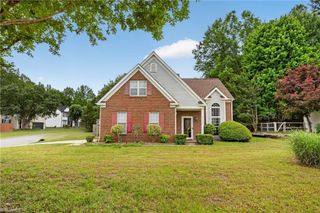 4020 Tutbury Drive, Jamestown, NC 27282