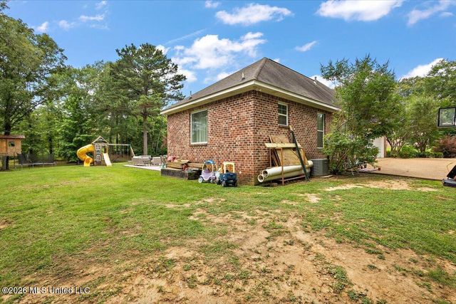 6 Red Head Point, Raymond, MS 39154