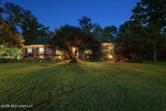 6 Red Head Point, Raymond, MS 39154