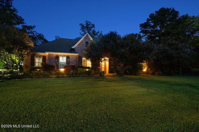 6 Red Head Point, Raymond, MS 39154