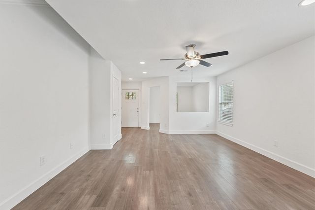 11210 Log Cabin Lane, Tomball, TX 77375