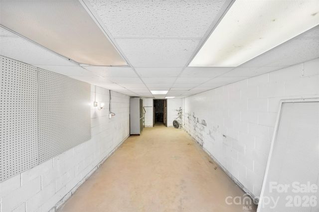 601 Elmwood Circle, Dallas, NC 28034