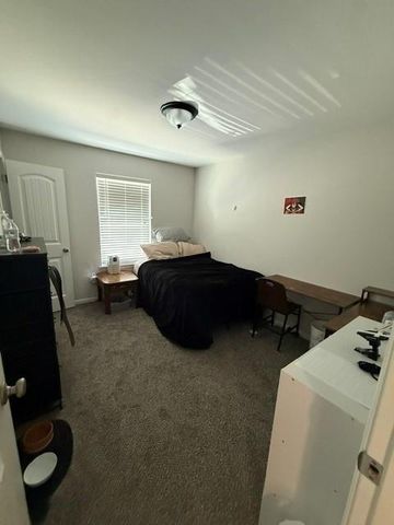 16338 Lois Lane, Basehor, KS 66007