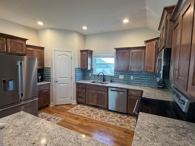 16338 Lois Lane, Basehor, KS 66007