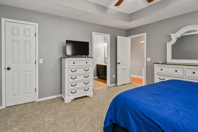 2504 W Brook Ridge Street, Springfield, MO 65803