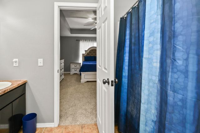 2504 W Brook Ridge Street, Springfield, MO 65803