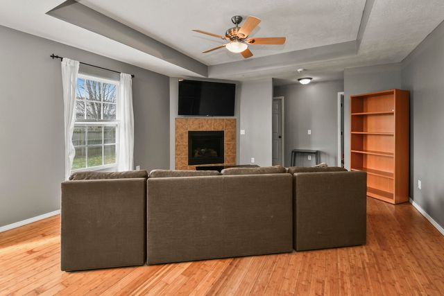 2504 W Brook Ridge Street, Springfield, MO 65803