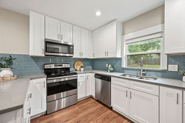 609 W Inwood Drive, Arlington, TX 76010