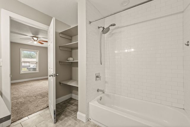 609 W Inwood Drive, Arlington, TX 76010
